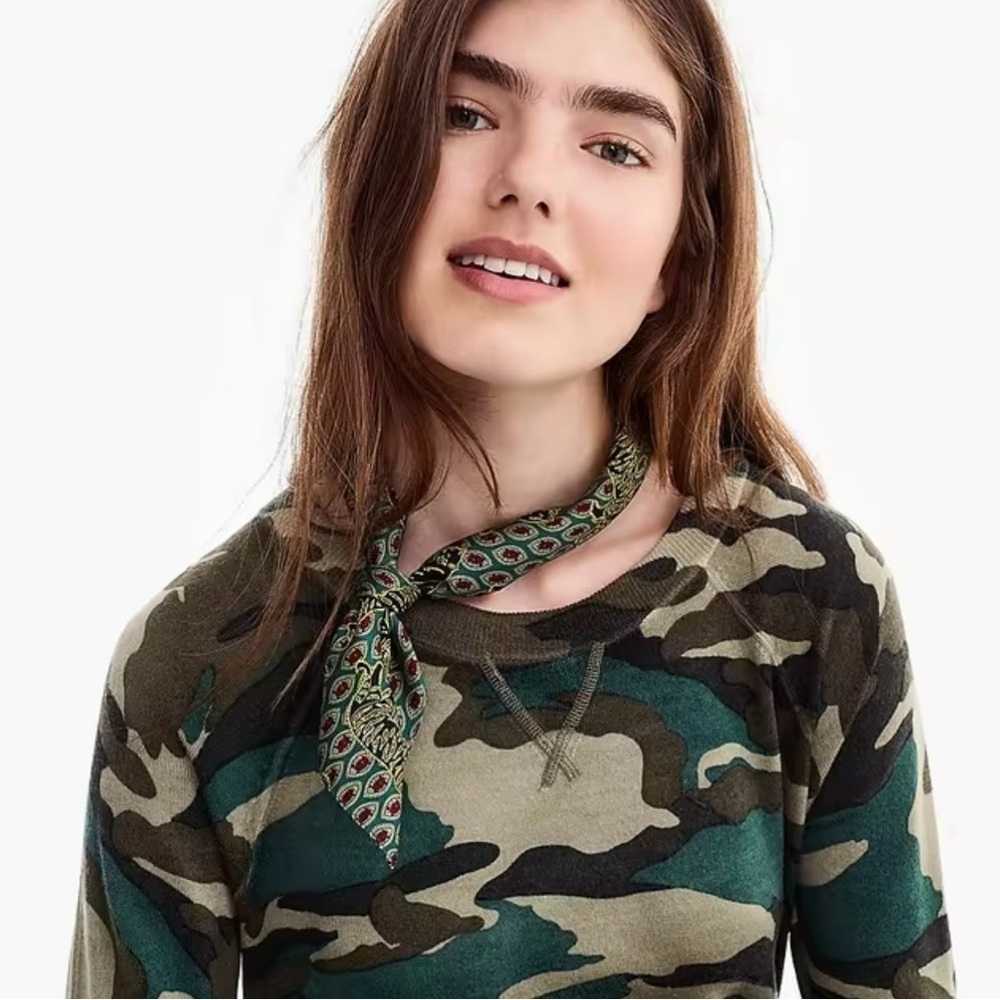 J. Crew Merino Wool Crew Neck Light Sweater in Green Brown Camo Sz. Medium - Picture 5 of 15